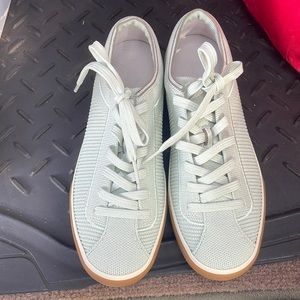 ROTHY'S Lace Up Sneakers